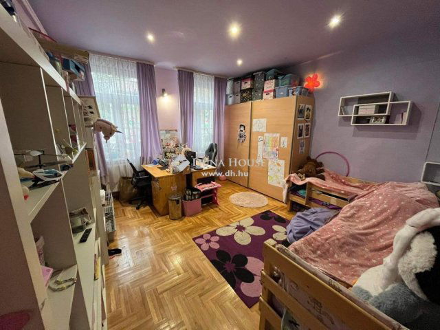 Eladó családi ház, Budapesten, XV. kerületben 120 M Ft, 5 szobás