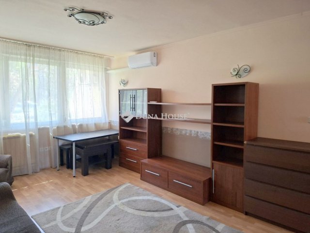 Eladó téglalakás, Budapesten, XX. kerületben, Alsóteleki utcában