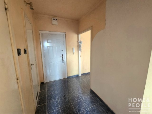 Eladó téglalakás, Szegeden 35.899 M Ft, 1 szobás