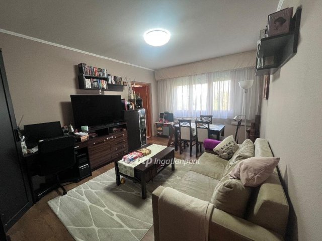 Eladó panellakás, Szegeden 57.9 M Ft, 2+1 szobás