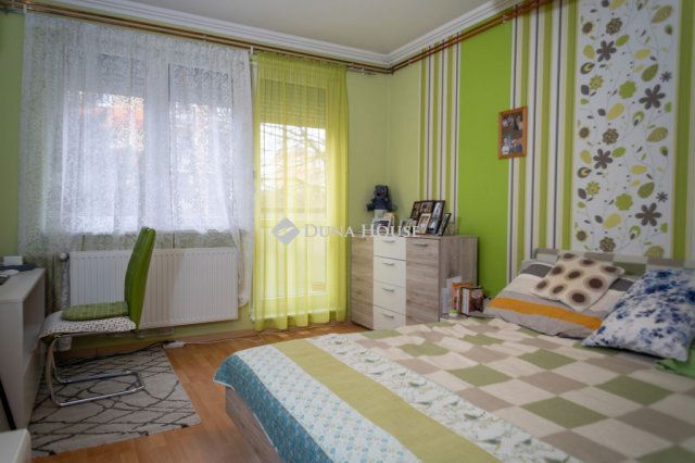 Eladó panellakás, Sopronban 55.9 M Ft, 2 szobás