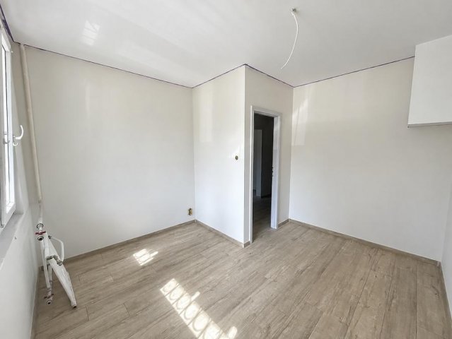 Eladó panellakás, Budapesten, IV. kerületben, Nyár utcában