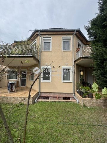 Eladó családi ház, Budapesten, XVIII. kerületben 410 M Ft