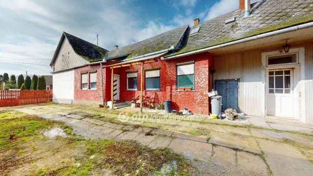 Eladó családi ház, Nábrádon 19 M Ft, 3+2 szobás