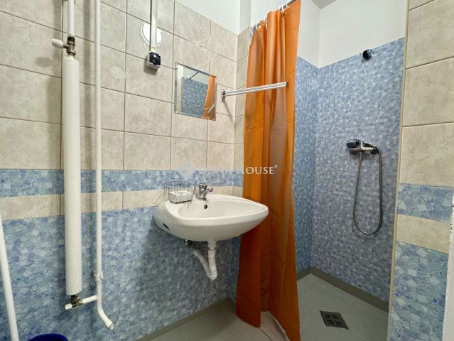 Kiadó üzlethelyiség, Budapesten, III. kerületben 8500 E Ft / hó