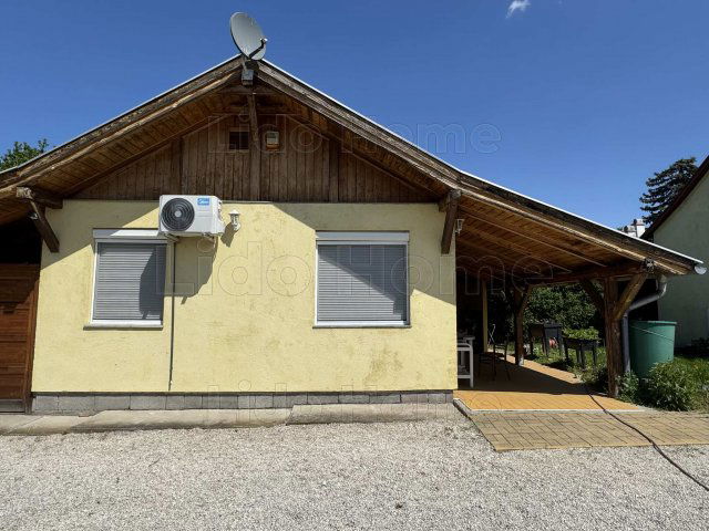 Kiadó családi ház, albérlet, Balatonszárszón 150 E Ft / hó