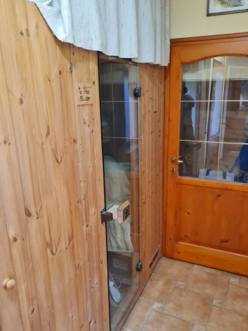 Eladó családi ház, Pécsett 108 M Ft, 4 szobás