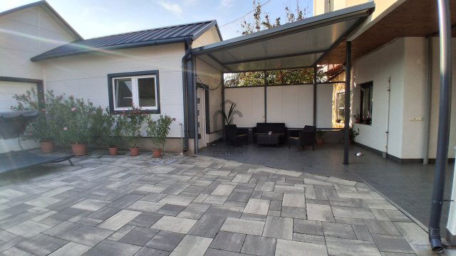 Eladó családi ház, Hajdúböszörményen 150 M Ft, 3 szobás