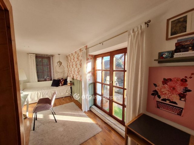 Eladó családi ház, Kisorosziban 95 M Ft, 3+2 szobás