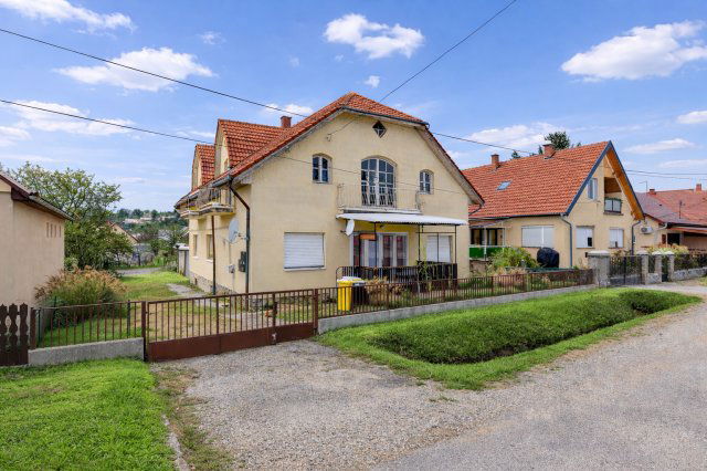 Eladó családi ház, Balatonbogláron 129 M Ft, 5 szobás