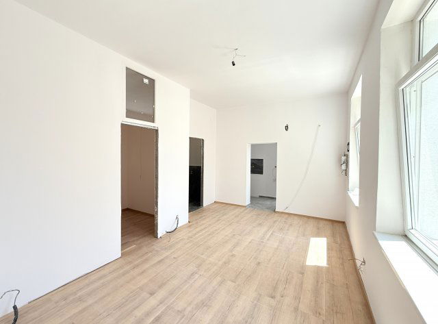 Eladó téglalakás, Budapesten, XX. kerületben 42 M Ft, 2 szobás