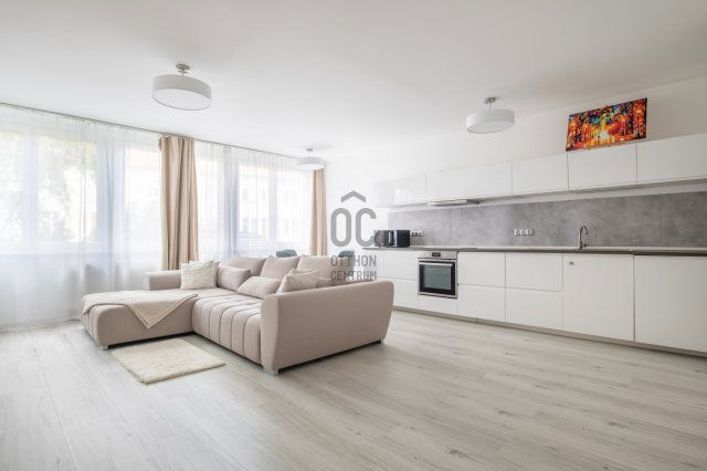 Kiadó téglalakás, albérlet, Budapesten, I. kerületben, 3 szobás