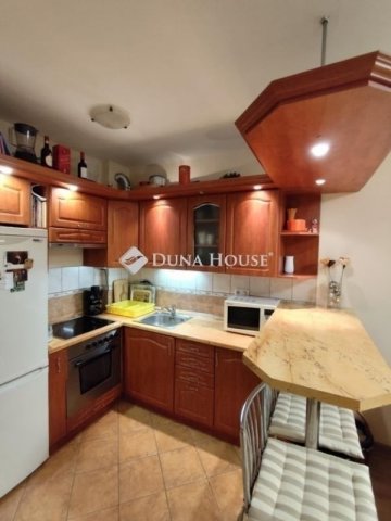 Eladó téglalakás, Budapesten, XV. kerületben 61.9 M Ft, 2 szobás