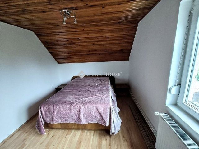 Eladó családi ház, Szegeden 69.9 M Ft, 4 szobás