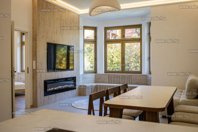 Eladó téglalakás, Budapesten, I. kerületben, Váralja utcában