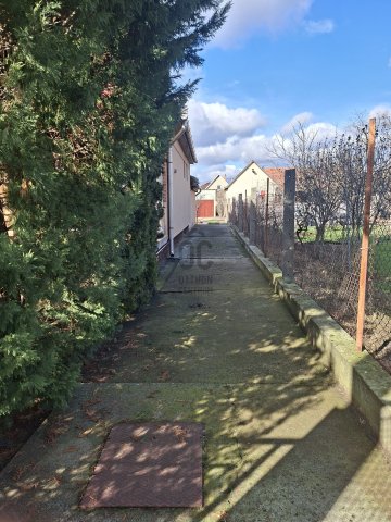 Eladó családi ház, Fóton 94.9 M Ft, 3 szobás