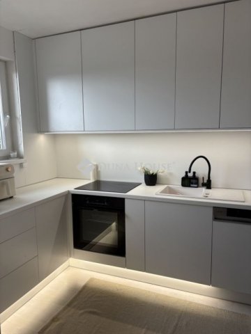 Eladó családi ház, Kozármislenyen 169.9 M Ft, 5 szobás