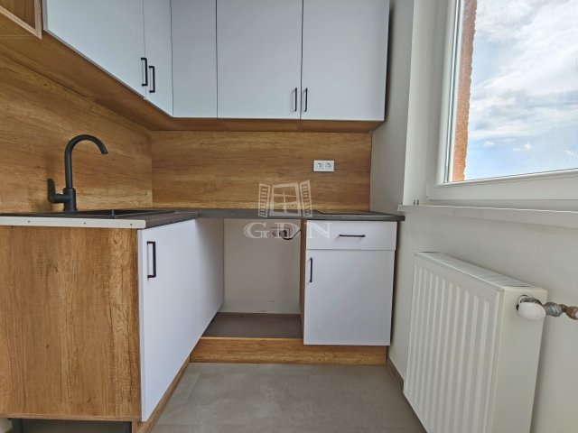 Eladó téglalakás, Miskolcon 22.9 M Ft, 1 szobás