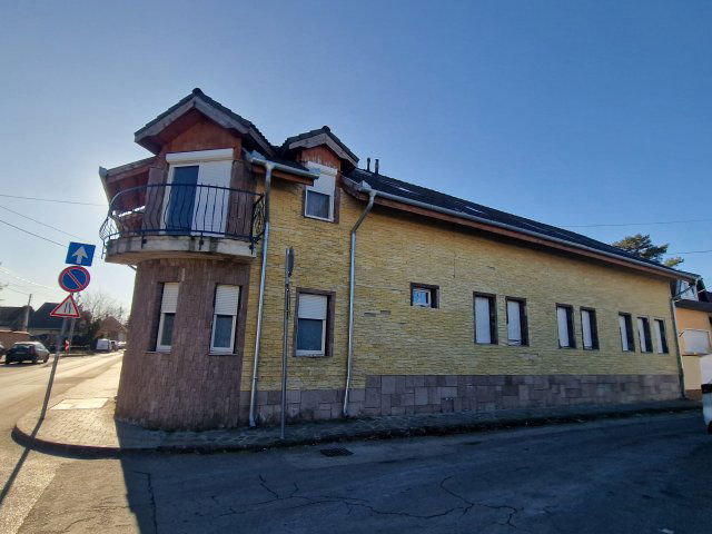 Eladó téglalakás, Szigetszentmiklóson 64.5 M Ft, 3 szobás