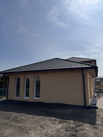 Eladó téglalakás, Lepsényben 71.9 M Ft, 3 szobás