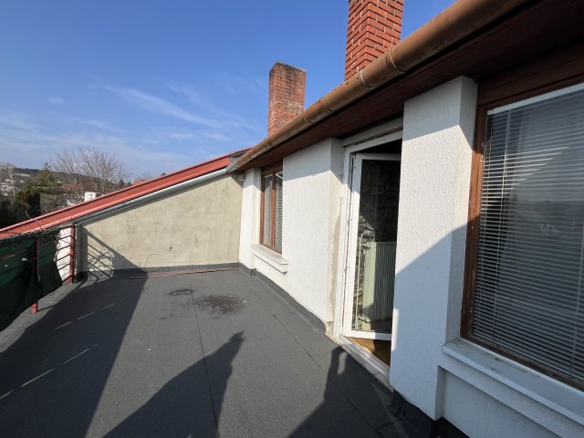 Eladó családi ház, Gyenesdiáson 79 M Ft, 5+1 szobás