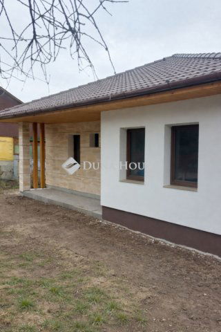 Eladó családi ház, Budapesten, XVII. kerületben 159.99 M Ft