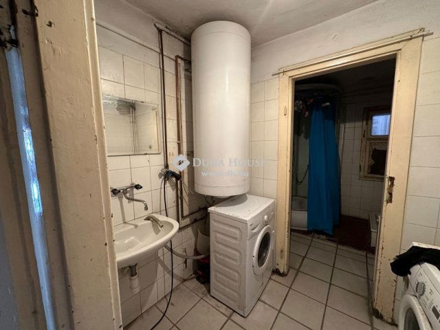 Eladó családi ház, Budapesten, XIV. kerületben 400 M Ft