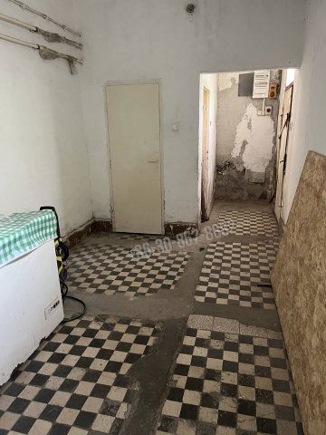 Eladó üzlethelyiség, Alsószentivánon 31 M Ft