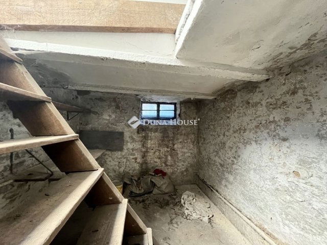 Eladó családi ház, Budapesten, XX. kerületben 84.5 M Ft