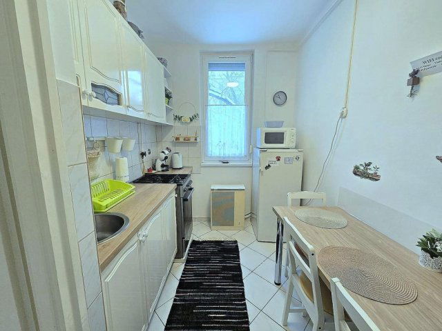 Eladó téglalakás, Budapesten, XIV. kerületben, Angol utcában