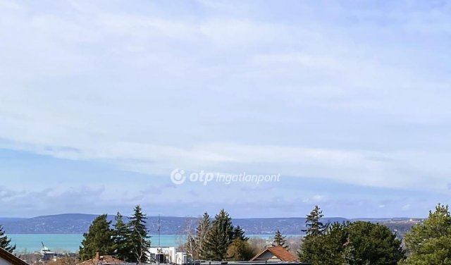 Eladó nyaraló, Balatonakarattyán 149 M Ft, 5 szobás