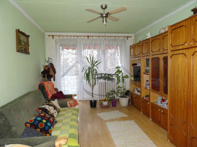 Eladó panellakás, Győrött 47 M Ft, 2 szobás