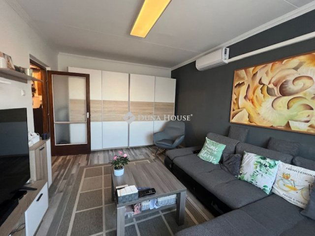 Eladó panellakás, Nyíregyházán, Vasvári Pál utcában 46 M Ft