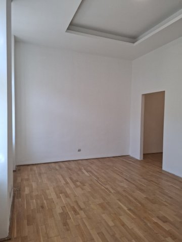 Eladó téglalakás, Budapesten, VII. kerületben, Király utcában