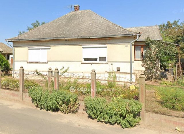 Eladó családi ház, Kállósemjénen 24.7 M Ft, 2 szobás