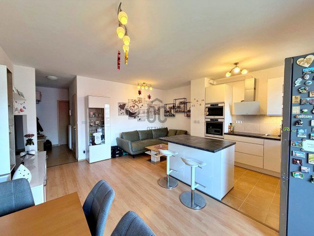 Eladó téglalakás, Budapesten, X. kerületben, Fogadó utcában