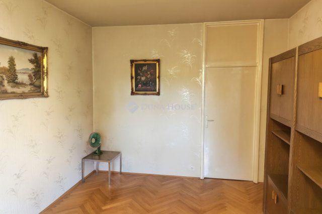 Eladó téglalakás, Budapesten, XIV. kerületben 75 M Ft, 4 szobás