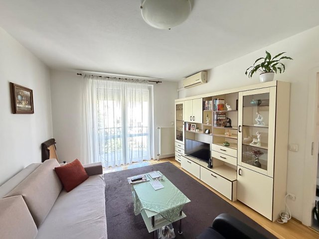 Eladó téglalakás, Budapesten, IX. kerületben, Liliom utcában