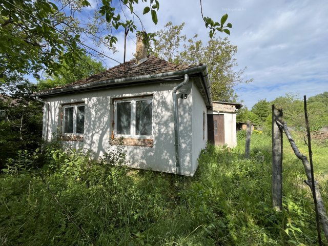 Eladó családi ház, Kaposváron, Nyugativánfa utcában 14.9 M Ft