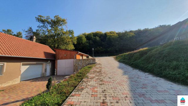 Eladó családi ház, Pamukon 69 M Ft, 4 szobás