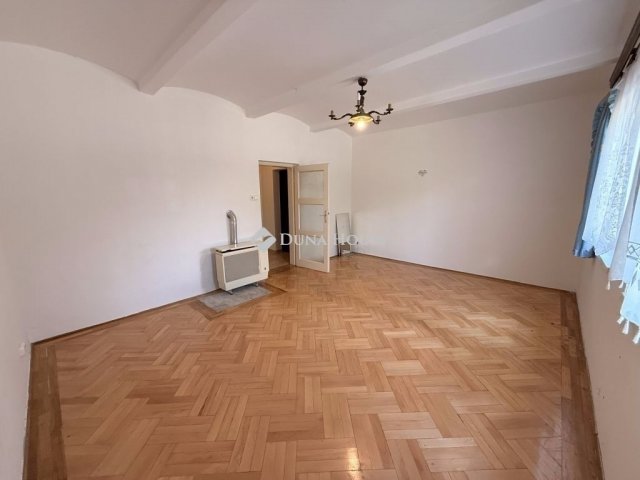 Eladó téglalakás, Budapesten, XIII. kerületben 69 M Ft, 1 szobás