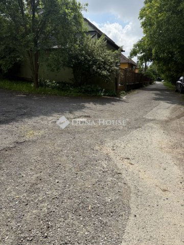 Eladó telek, Pécsett 6 M Ft / költözzbe.hu