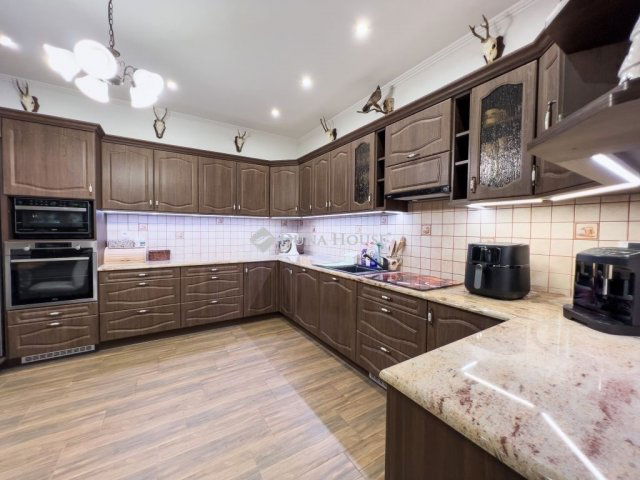 Eladó családi ház, Ceglédbercelen 104.99 M Ft, 3 szobás