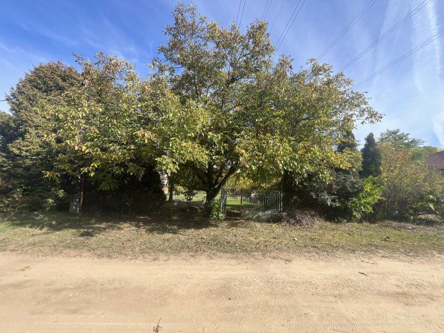 Eladó telek, Csömörön 35 M Ft / költözzbe.hu