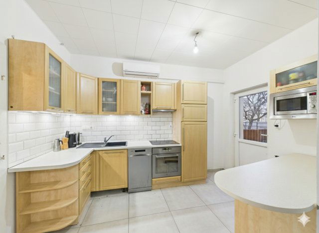 Eladó családi ház, Debrecenben, Géresi utcában 249.517 M Ft