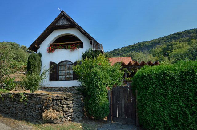 Eladó családi ház, Hegymagason 187 M Ft, 4+1 szobás