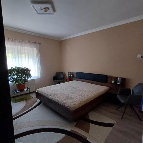 Eladó családi ház, Makón 62.9 M Ft, 3 szobás