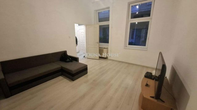 Eladó téglalakás, Budapesten, VII. kerületben 63 M Ft, 1 szobás