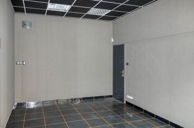 Eladó üzlethelyiség, Debrecenben 52 M Ft / költözzbe.hu