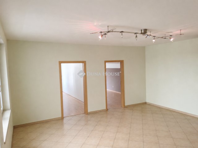 Eladó téglalakás, IX. kerületben, Tóth Kálmán utcában